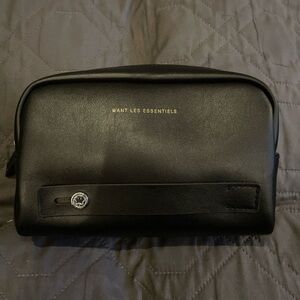 WANT Les Essentiels Black Toiletry Bag